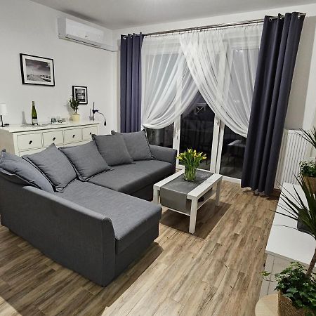 Sloneczny Apartament Warka Bagian luar foto