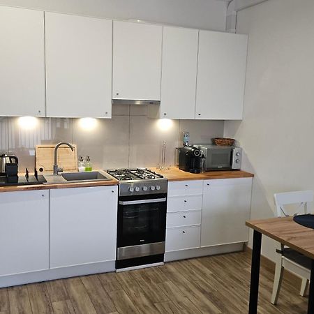 Sloneczny Apartament Warka Bagian luar foto