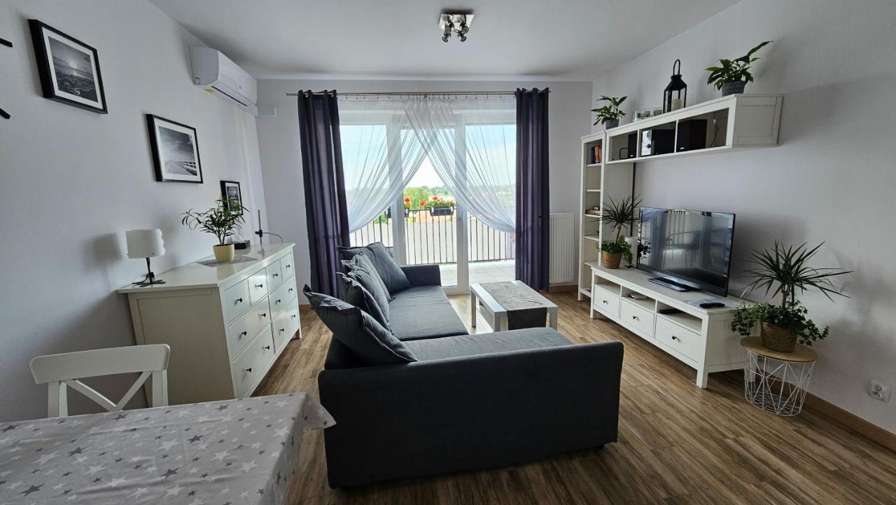 Sloneczny Apartament Warka Bagian luar foto