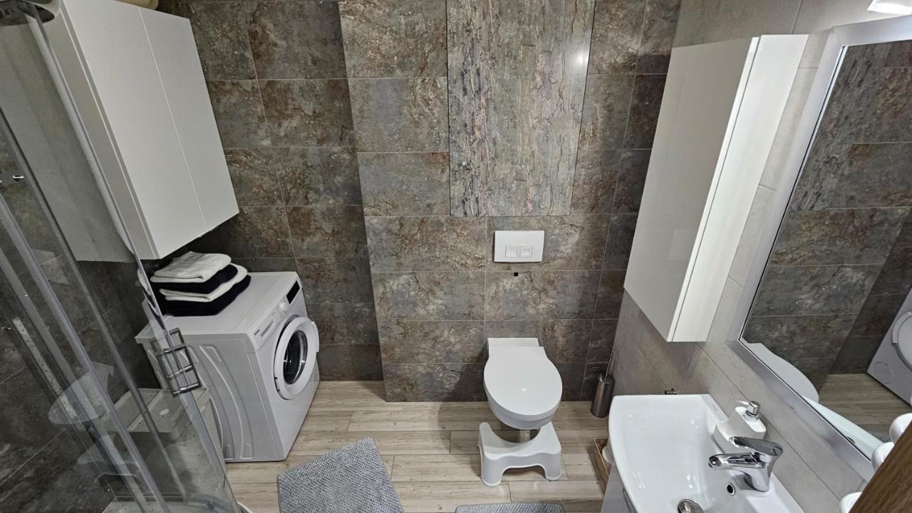 Sloneczny Apartament Warka Bagian luar foto