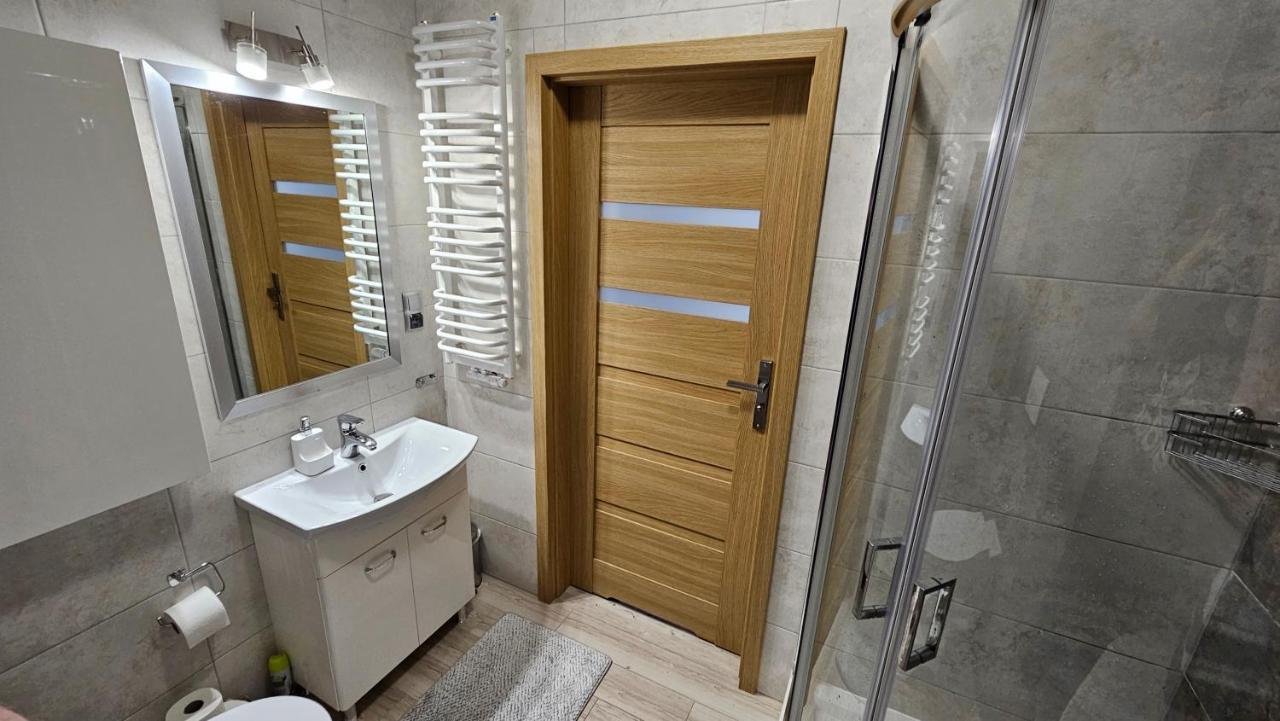 Sloneczny Apartament Warka Bagian luar foto